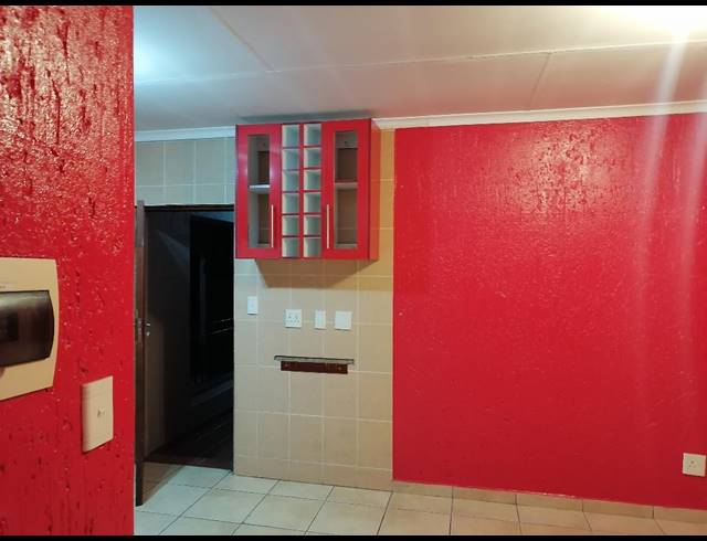 2 bed property to rent in ORMONDE